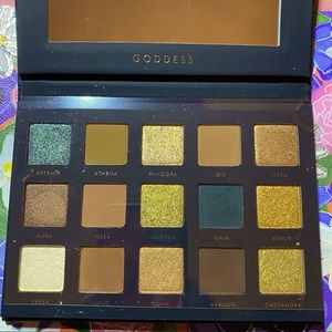 Alter Ego Goddess 15 Color Eyeshadow Palette